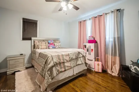 927 East 148th Street Dolton IL 60419