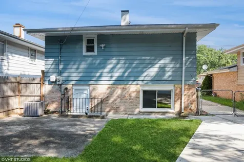 927 East 148th Street Dolton IL 60419