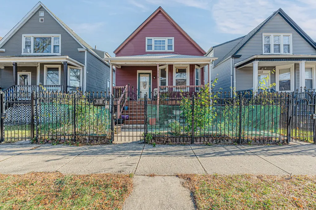 2219 North Kilbourn Avenue Chicago IL 60639