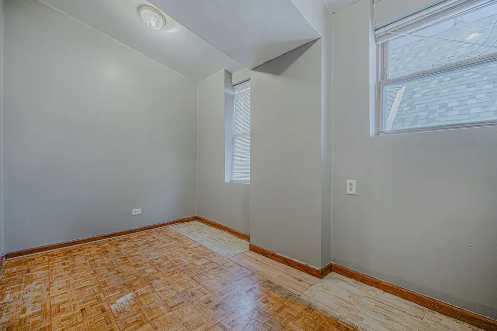 2219 North Kilbourn Avenue Chicago IL 60639