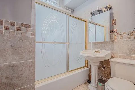 2219 North Kilbourn Avenue Chicago IL 60639