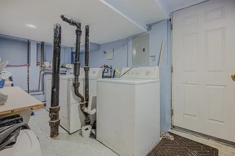 2219 North Kilbourn Avenue Chicago IL 60639
