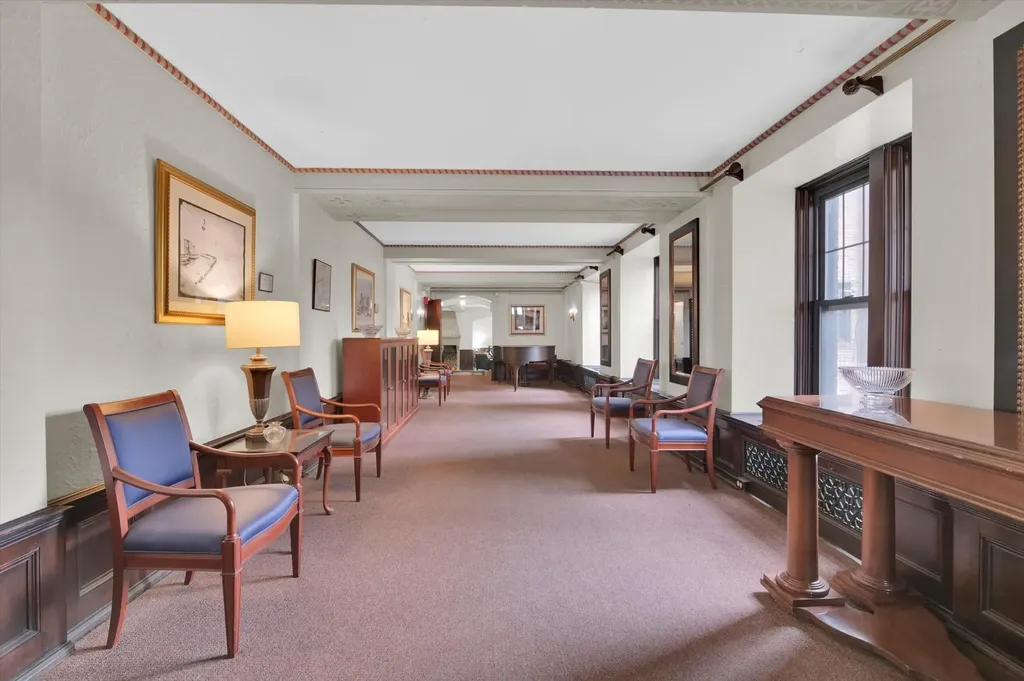7321 South South Shore Drive Chicago IL 60649