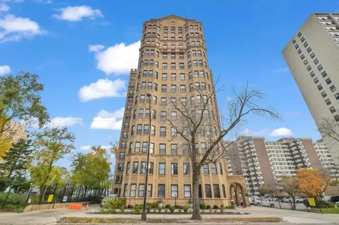 7321 South South Shore Drive Chicago IL 60649