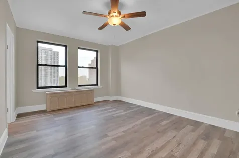 7321 South South Shore Drive Chicago IL 60649