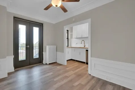 7321 South South Shore Drive Chicago IL 60649