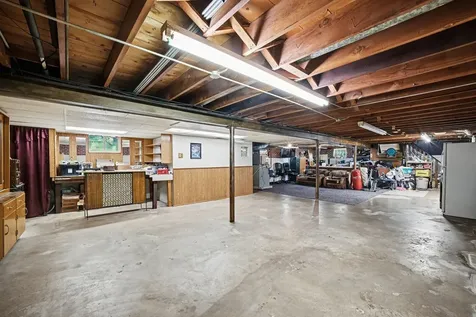 11741 South Central Park Avenue Merrionette Park IL 60803