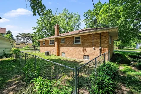 11741 South Central Park Avenue Merrionette Park IL 60803