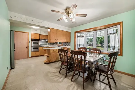 11741 South Central Park Avenue Merrionette Park IL 60803