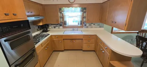 11741 South Central Park Avenue Merrionette Park IL 60803