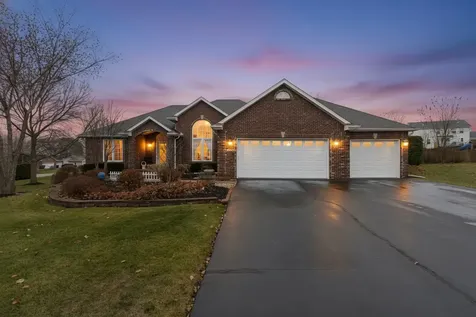 638 Merrion Road Roscoe IL 61073