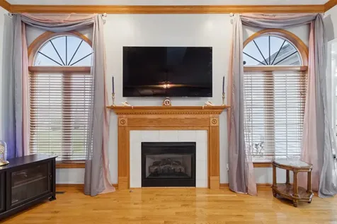 638 Merrion Road Roscoe IL 61073
