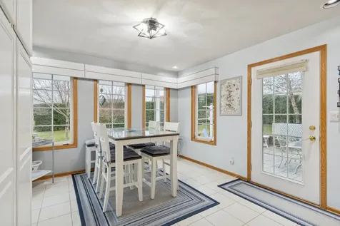 638 Merrion Road Roscoe IL 61073