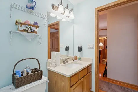 638 Merrion Road Roscoe IL 61073