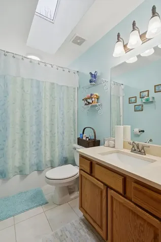 638 Merrion Road Roscoe IL 61073