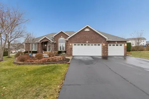 638 Merrion Road Roscoe IL 61073