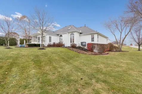 638 Merrion Road Roscoe IL 61073