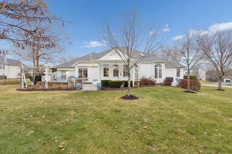 638 Merrion Road Roscoe IL 61073