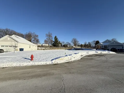 27 Lake Vista Court Lake Villa IL 60046