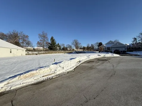 27 Lake Vista Court Lake Villa IL 60046