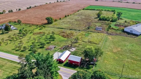 2S227 Green Road Elburn IL 60119