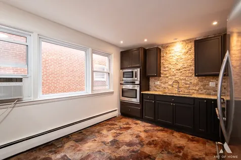 2322 South 17th Avenue North Riverside IL 60546