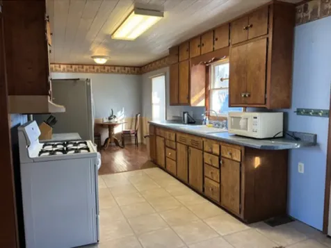 201 South Carson Street Long Point IL 61333