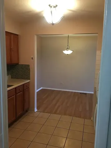 5715 Dutch Mill Court Hanover Park IL 60133