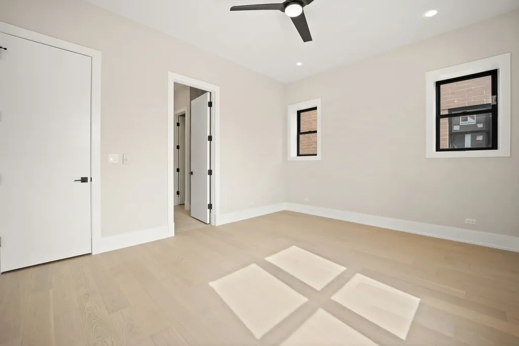 4353 North Richmond Avenue Chicago IL 60618