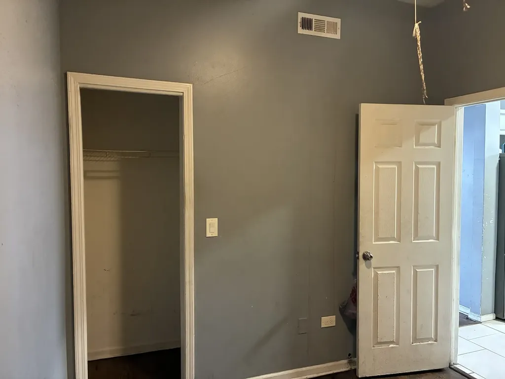 7438 South Stewart Avenue Chicago IL 60621