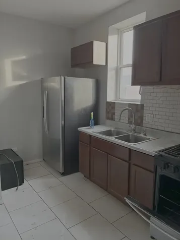7438 South Stewart Avenue Chicago IL 60621
