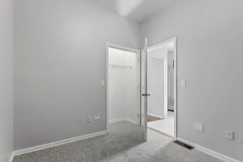 7438 South Stewart Avenue Chicago IL 60621