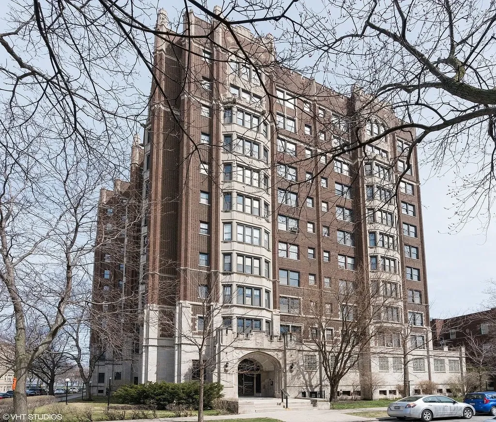 6901 South Oglesby Avenue Chicago IL 60649