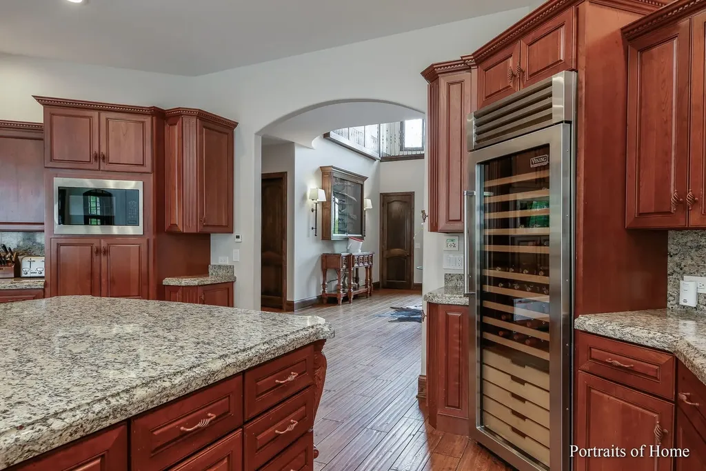 3305 York Road Oak Brook IL 60523