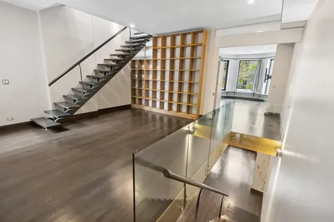 44 East Cedar Street Chicago IL 60611