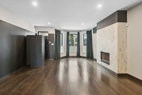 44 East Cedar Street Chicago IL 60611