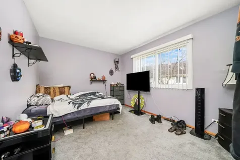 304 Sutherland Lane Bloomingdale IL 60108