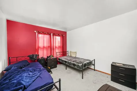 304 Sutherland Lane Bloomingdale IL 60108