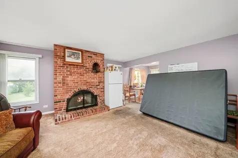 304 Sutherland Lane Bloomingdale IL 60108
