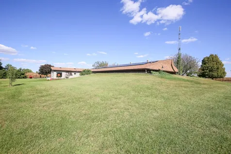 1627 East 950th Road Tonica IL 61370