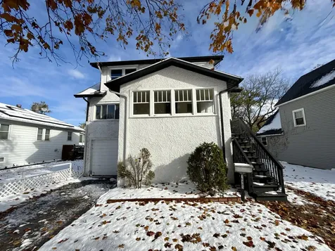 16963 Winchester Avenue Hazel Crest IL 60429