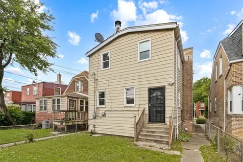 10437 South Eberhart Avenue Chicago IL 60628