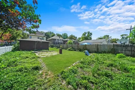 711 Campbell Street Joliet IL 60435