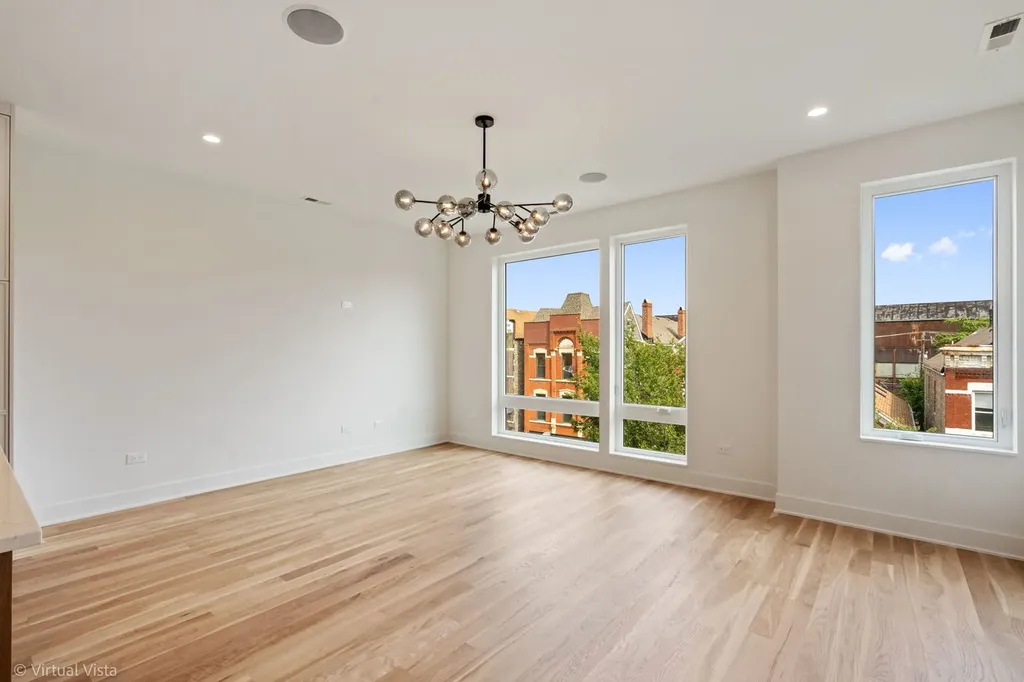 1530 West 18th Place Chicago IL 60608