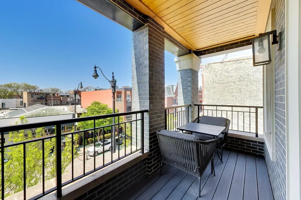 1955 North Halsted Street Chicago IL 60614