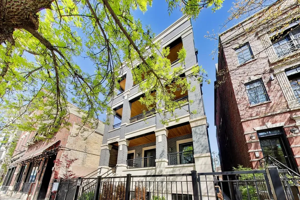 1955 North Halsted Street Chicago IL 60614