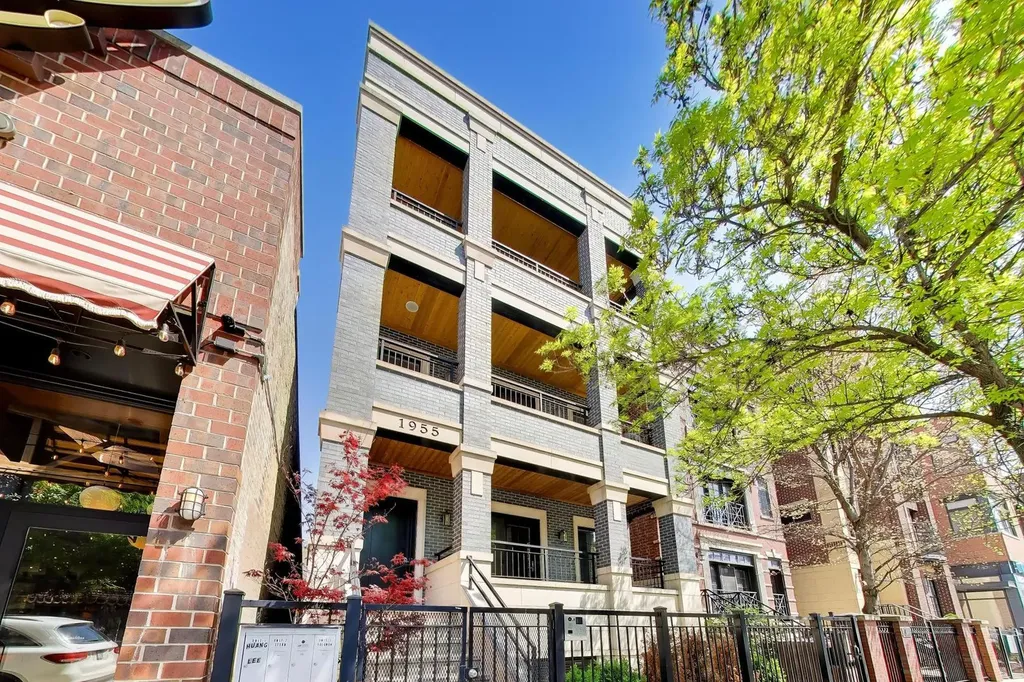 1955 North Halsted Street Chicago IL 60614