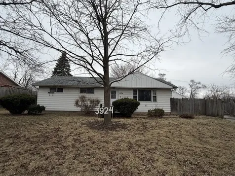 3924 Sunset Avenue Markham IL 60428