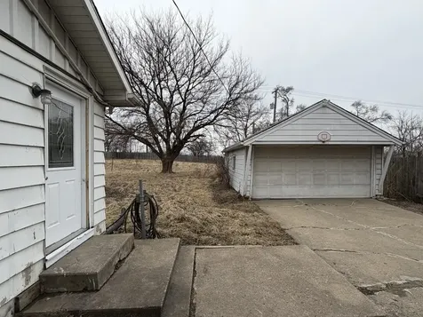 3924 Sunset Avenue Markham IL 60428