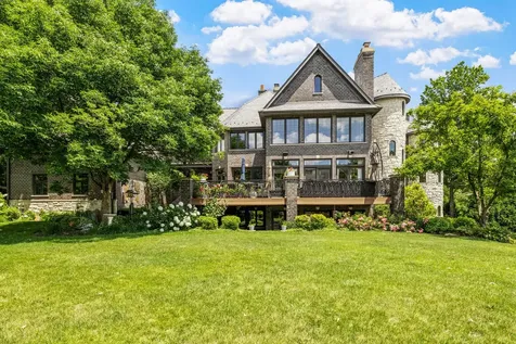 17 Ambriance Drive Burr Ridge IL 60527